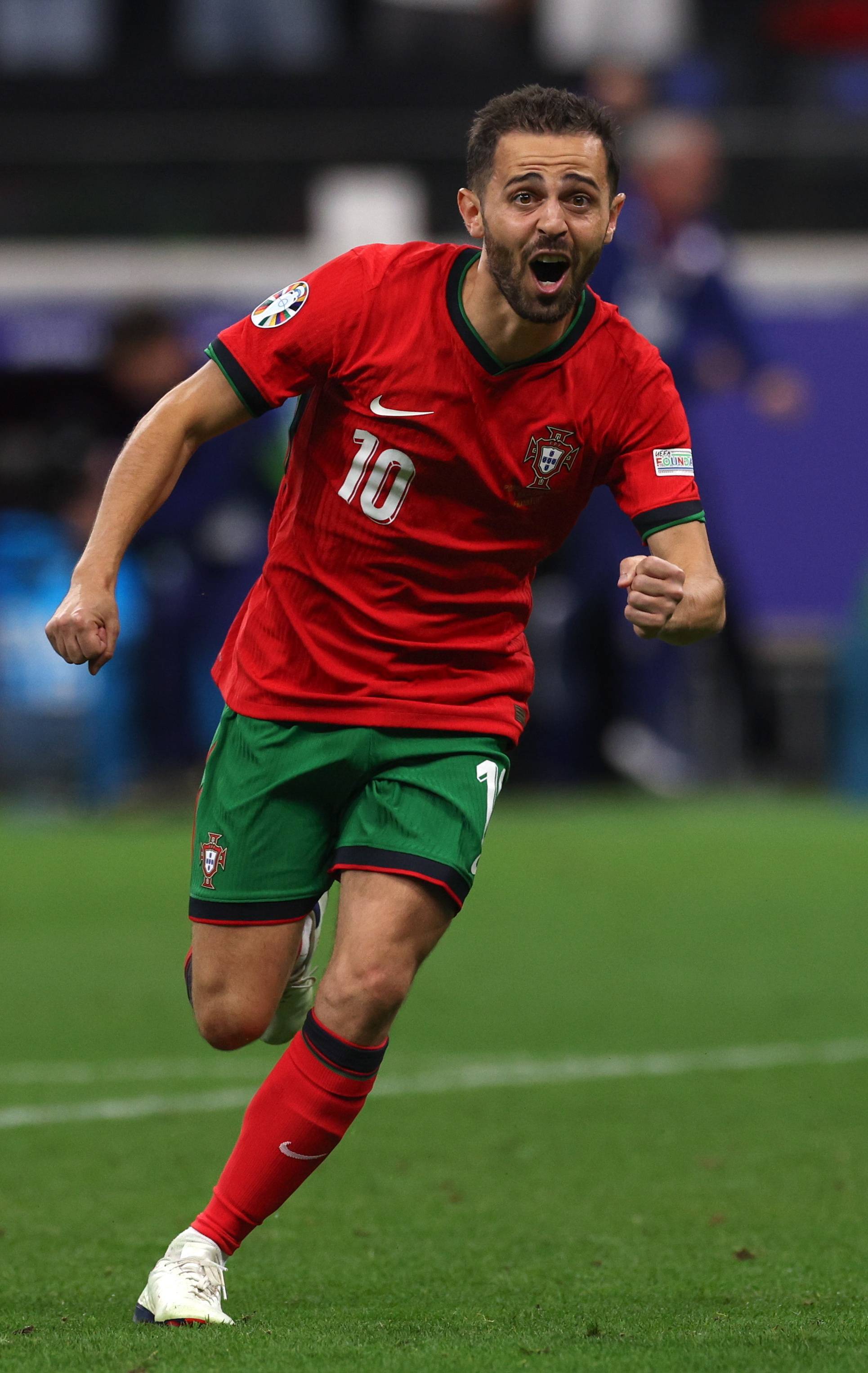 葡萄牙再胜卢森堡，小组第一在望