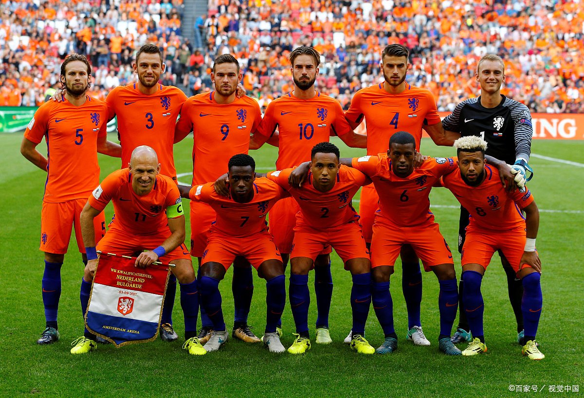 荷兰队球员表现抢眼打造强硬攻击阵容的简单介绍
