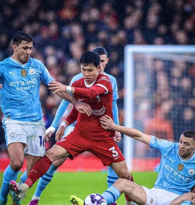 利物浦客场大胜，反超对手晋级