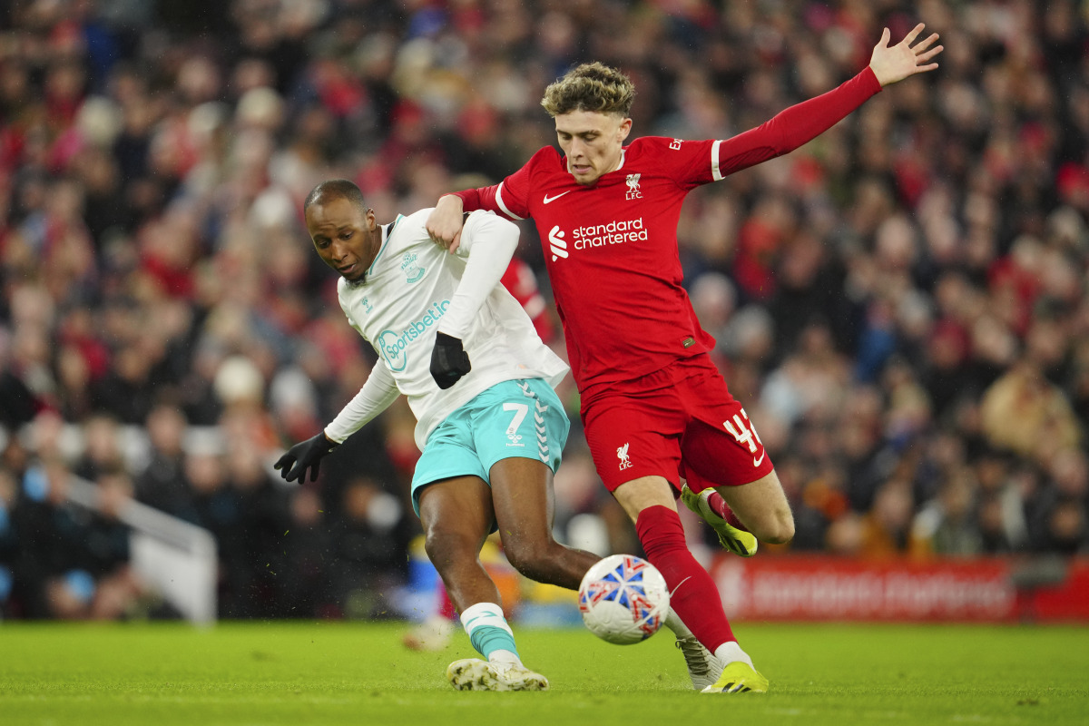 关于勒沃库森客场失利，遭遇尴尬连败的信息