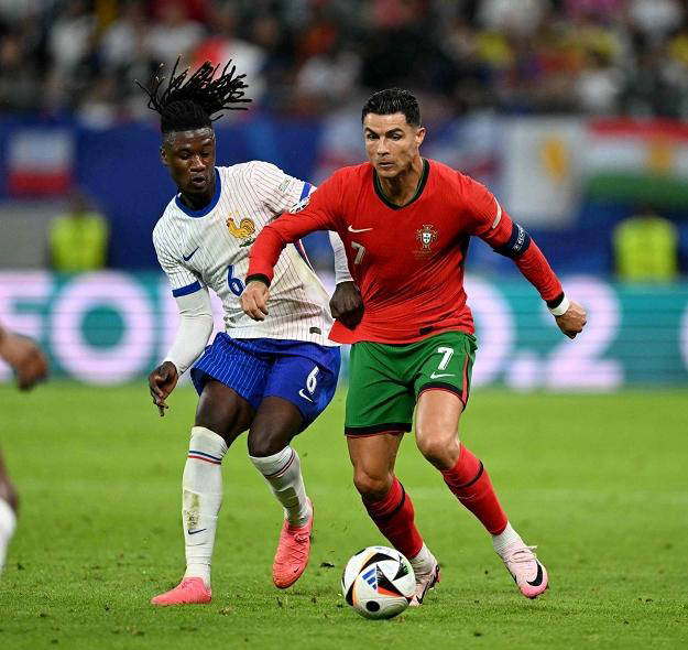 葡萄牙队遗憾出局，球迷纷纷表示遗憾