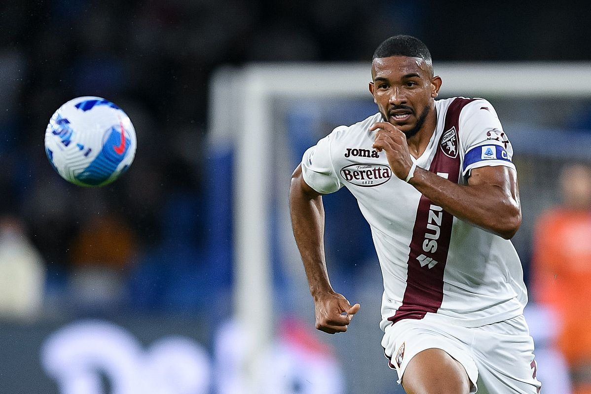 包含都灵球队丢失主场优势，需加强训练的词条