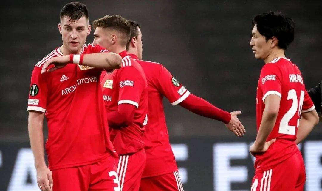 九游体育app下载-柏林联班在德国联赛中获得全胜的简单介绍