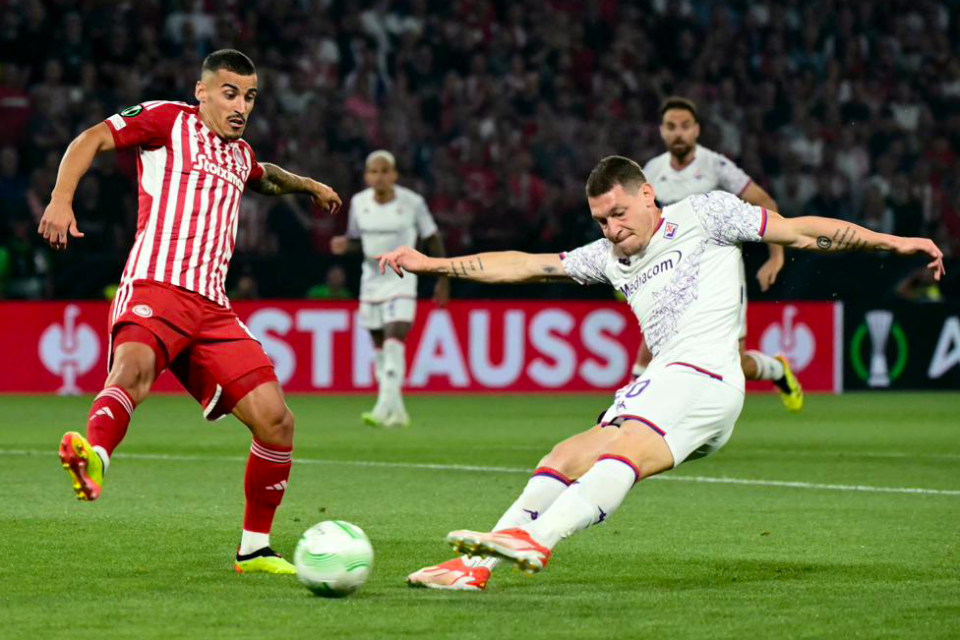 九游体育-欧战名将加盟中超球队，助力夺冠