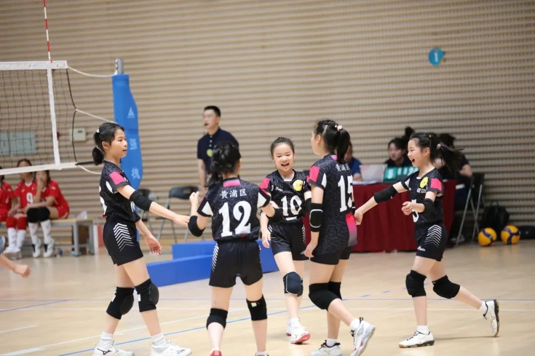 九游体育在线-关于精彩比赛回顾，豪华阵容齐聚场上的信息