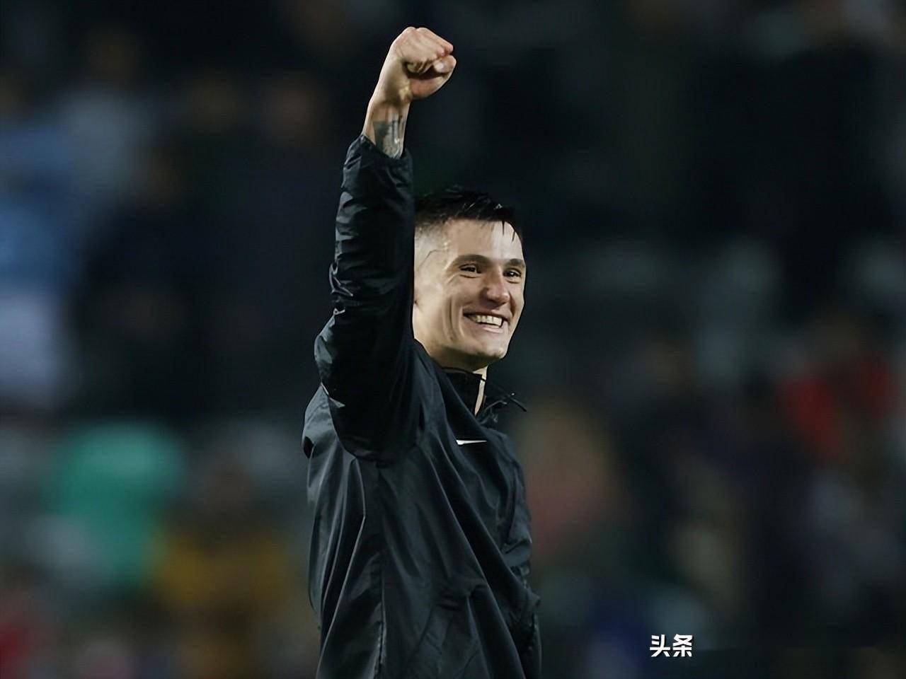 九游体育app-包含克鲁立城主场取胜，英格兰足球联赛征程一帆风顺！的词条