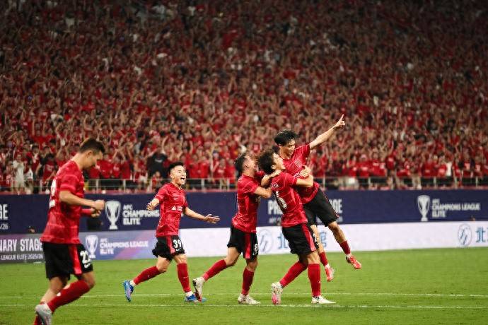 四川队抢得胜利，顺利晋级赛场下一轮的简单介绍