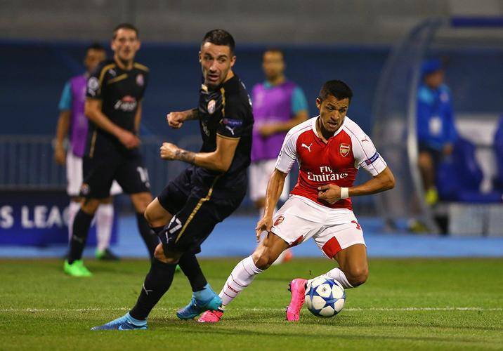 哈德斯菲尔德球员调整状态，全力备战下一轮的简单介绍