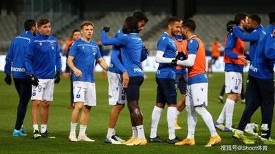 九游体育直播-法甲赛场上演激烈对抗，胜者笑到最后