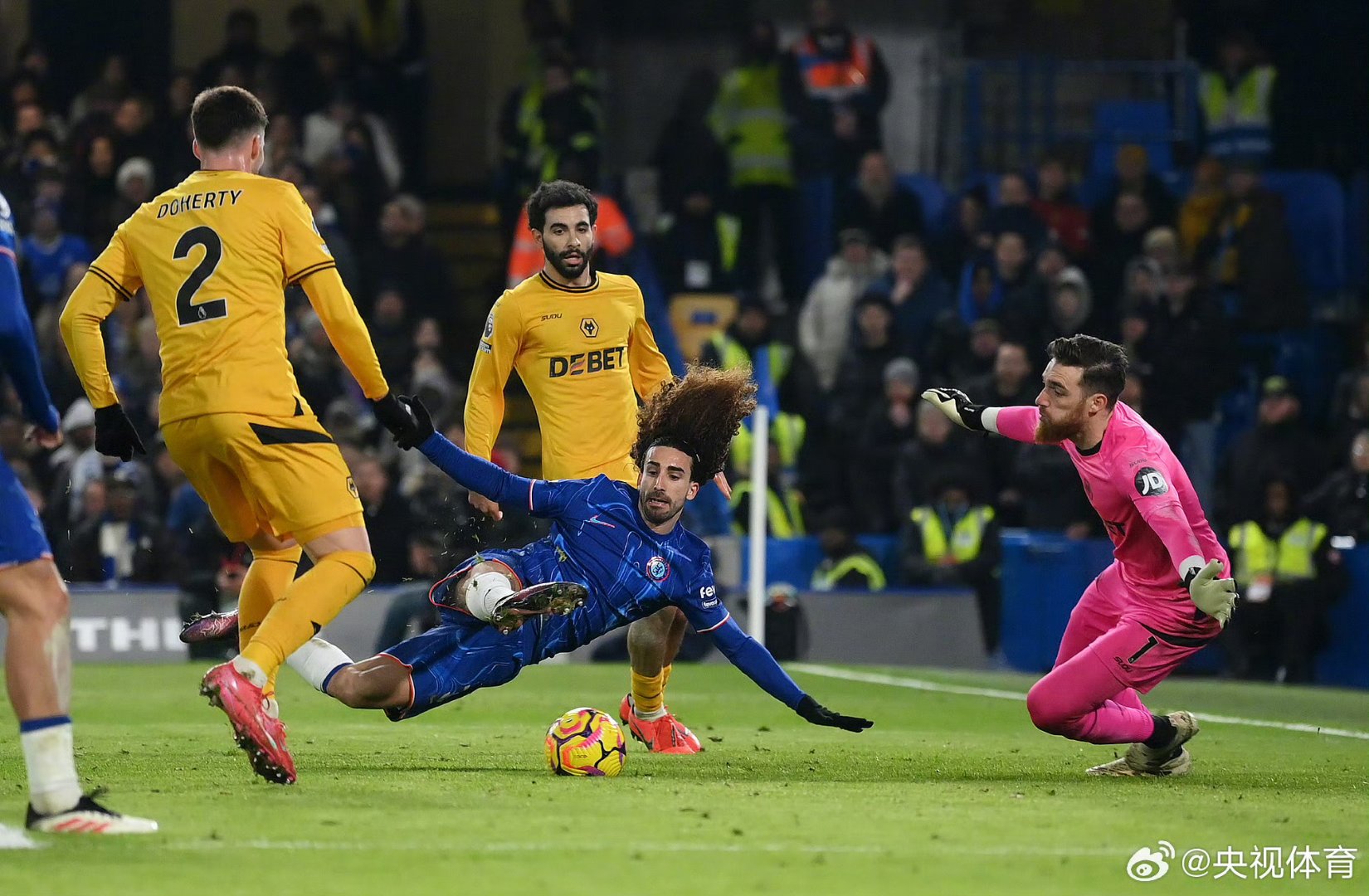 切尔西主场大捷，继续保持领跑优势的简单介绍