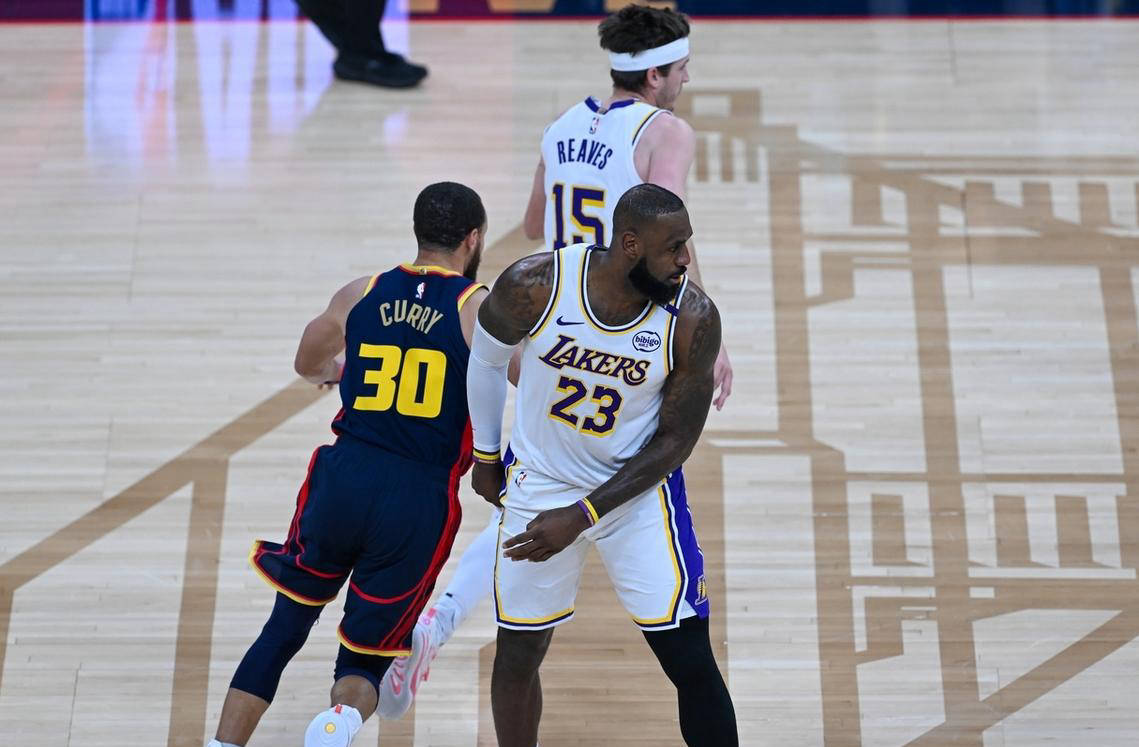 湖人全队发挥出色，取得胜利！