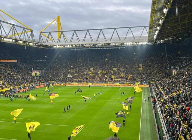 九游体育下载-关于多特蒙德遭遇惨败，积分差距继续缩小的信息