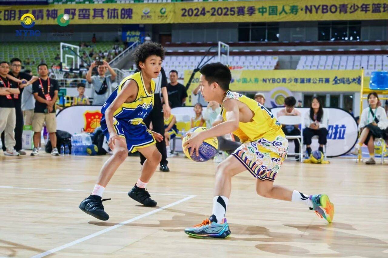 九游体育登录-包含神奇篮球比赛中球员的高光时刻感动无数观众的词条